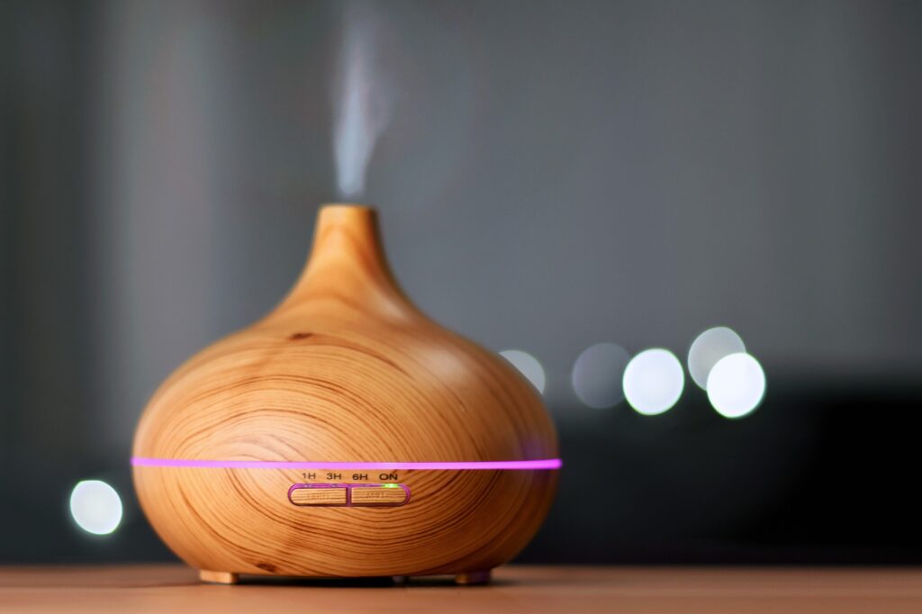Beginner's Guide to Essential Oils - The Simple Healthy Hub 8
